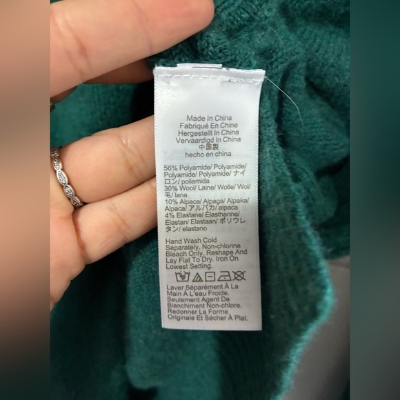 J.crew Turtleneck sweater in Supersoft yarn oversized size small - Picture 7 of 12